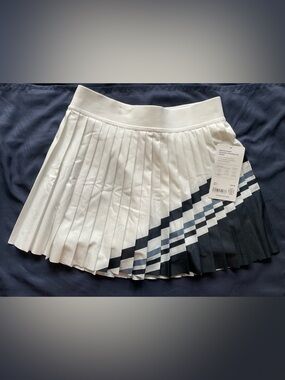 Athleta White Pleated Tennis Skort, Navy & Blue Stripe, Match Point Colorblock
